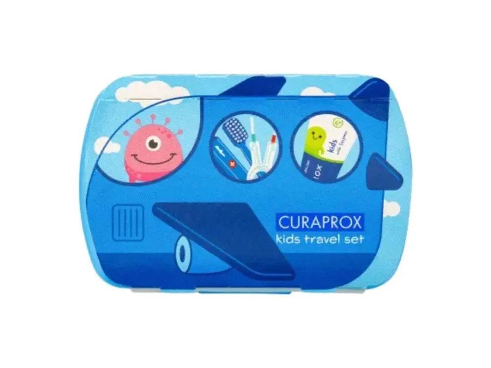 Curaprox Kids Travel Set για Παιδιά 6-12ετών με Παιδική Οδοντόβουρτσα, 1τεμ, Παιδική Οδοντόκρεμα, 10ml, Μεσοδόντια Βουρτσάκια (0.6mm & 0.7mm), 2τεμ & Δώρο Θήκη Μεταφοράς, 1τεμ, 1σετ